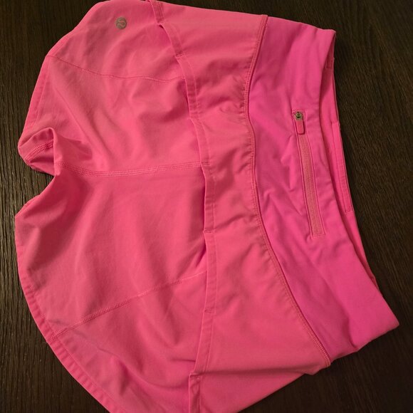 Pink Lululemon Size 4 Tall Running Short - Picture 4 of 4